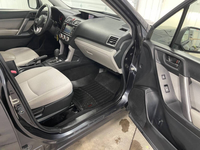 2017 Subaru Forester 2.5i
