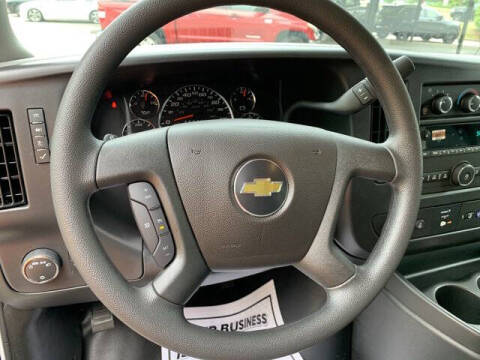 2025 Chevrolet Express 2500