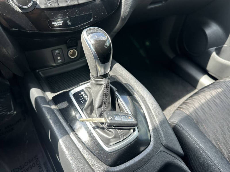 2017 Nissan Rogue