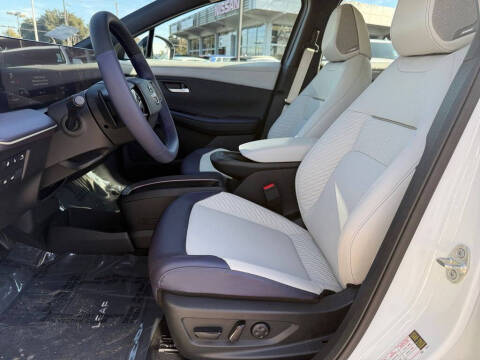 2026 Nissan LEAF Platinum+