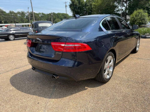 2017 Jaguar XE 25t