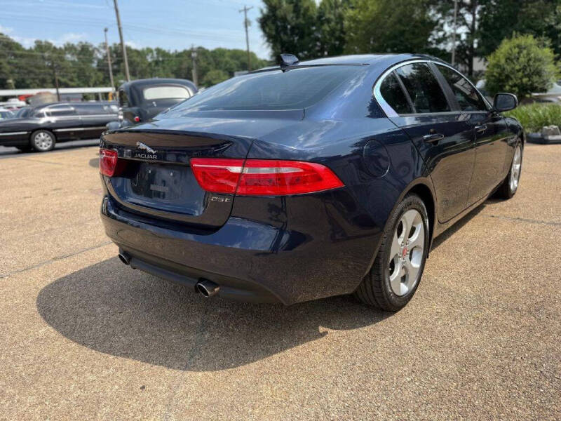 2017 Jaguar XE 25t