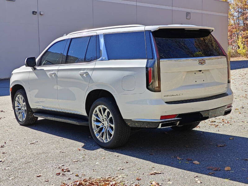 2022 Cadillac Escalade Luxury