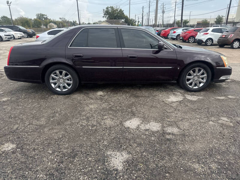2008 Cadillac DTS Luxury II