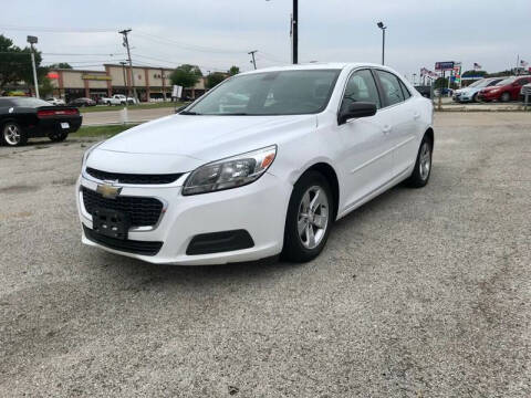 2015 Chevrolet Malibu for sale at WB Motors in Lewisville TX