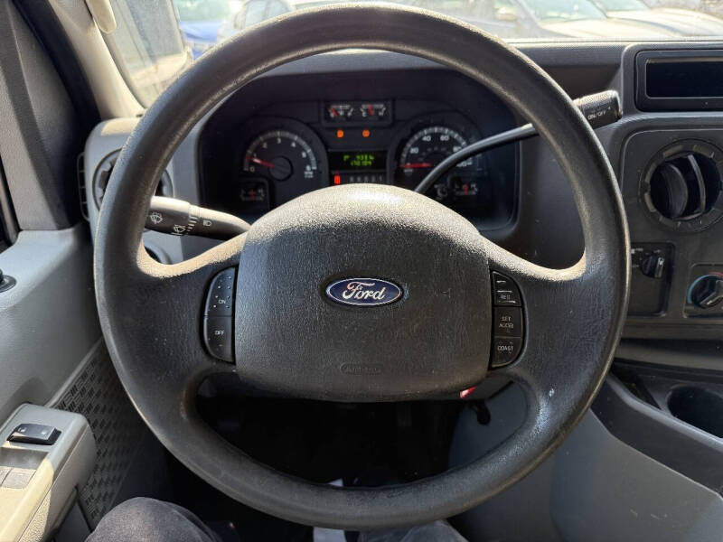 2013 Ford E-Series