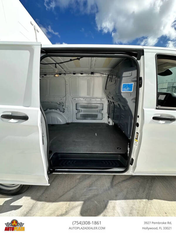 2022 Mercedes-Benz Metris Cargo