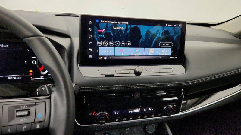 2024 Nissan Rogue SL