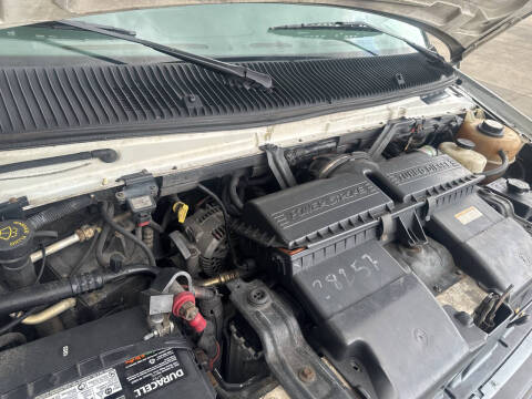 2003 Ford E-Series E-450 SD