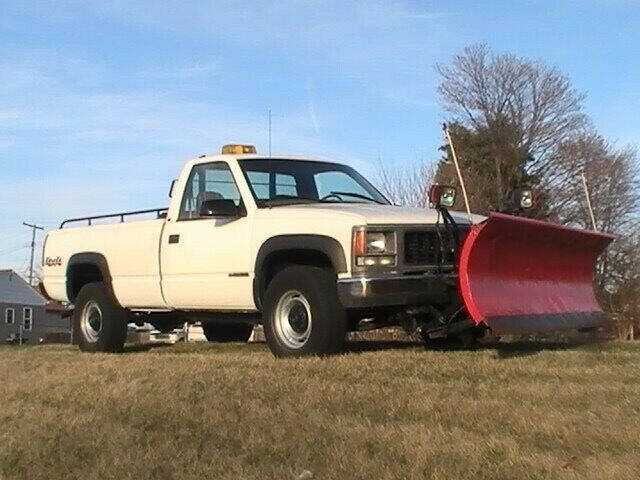 2000 GMC C/K 2500 Series for sale at Groesbeck TRUCK SALES LLC in Mount Clemens MI