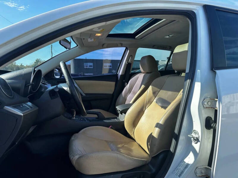 2013 Mazda MAZDA3 i Grand Touring