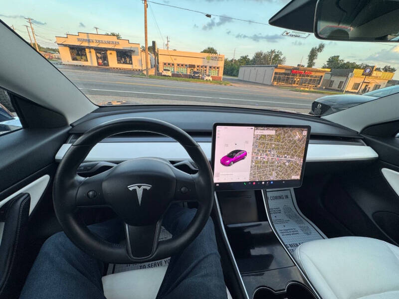 2019 Tesla Model 3 Standard Range