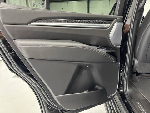 2025 Cadillac Escalade-V