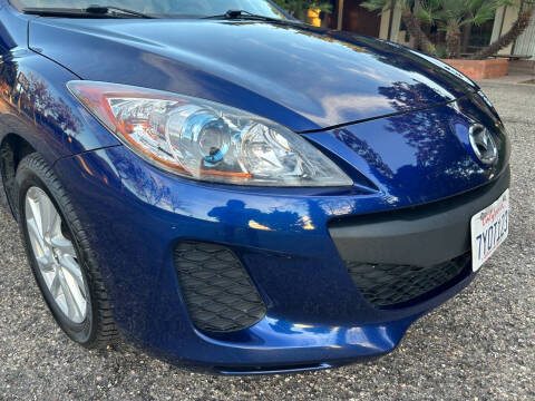 2013 Mazda MAZDA3 i Touring