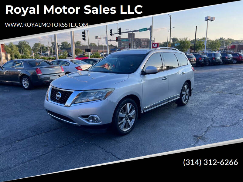 2015 Nissan Pathfinder for sale at Royal Motor Sales LLC in Saint Louis MO