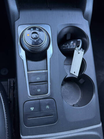 2020 Ford Escape SEL