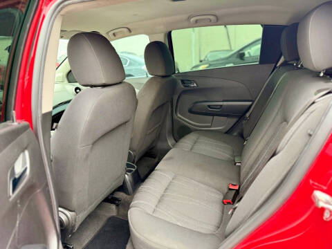 2016 Chevrolet Sonic LT Auto