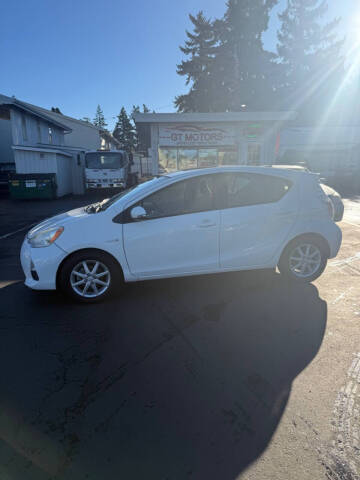 2013 Toyota Prius c Three
