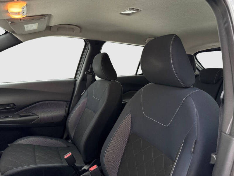 2018 Nissan Kicks S