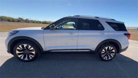 2025 Ford Explorer Platinum