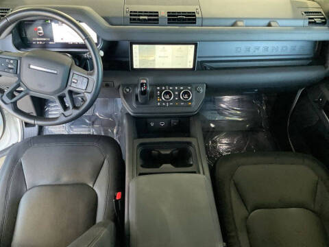 2024 Land Rover Defender 90 P400 X-Dynamic SE