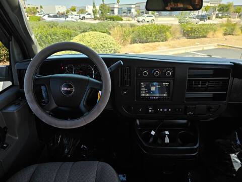 2025 GMC Savana LT 3500