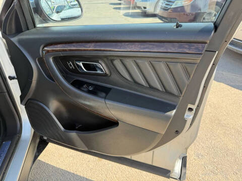 2016 Ford Taurus Limited