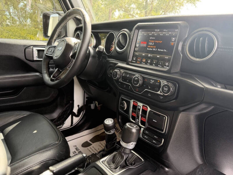 2020 Jeep Gladiator Overland