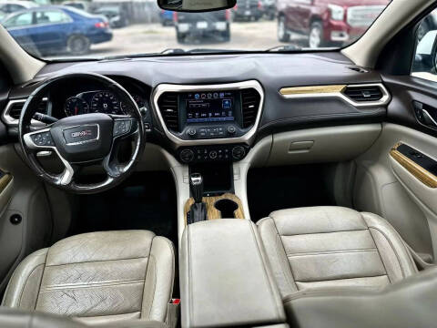 2018 GMC Acadia Denali