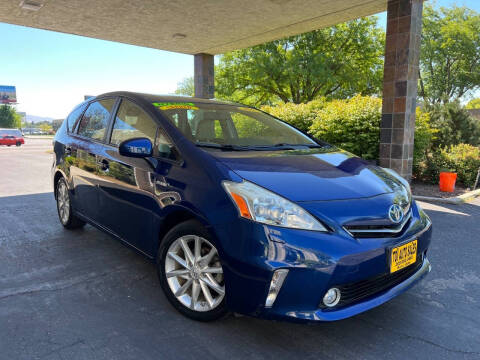 2013 Toyota Prius v Five