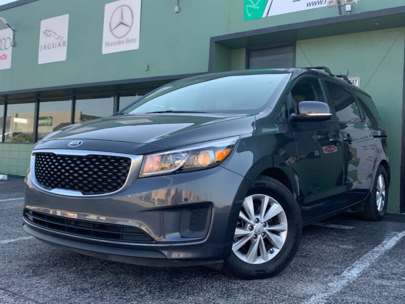 2017 Kia Sedona LX