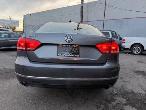 2012 Volkswagen Passat V6 SEL Premium