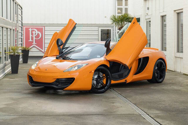 2013 McLaren MP4-12C Spider