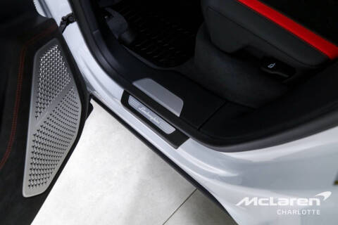 2023 Lamborghini Urus S