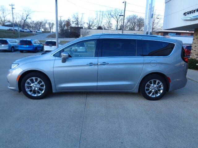 2021 Chrysler Pacifica Touring L