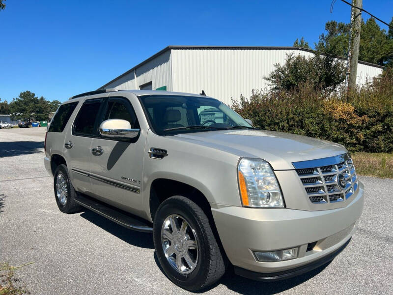 2007 Cadillac Escalade for sale at Hooper's Auto House LLC in Wilmington NC