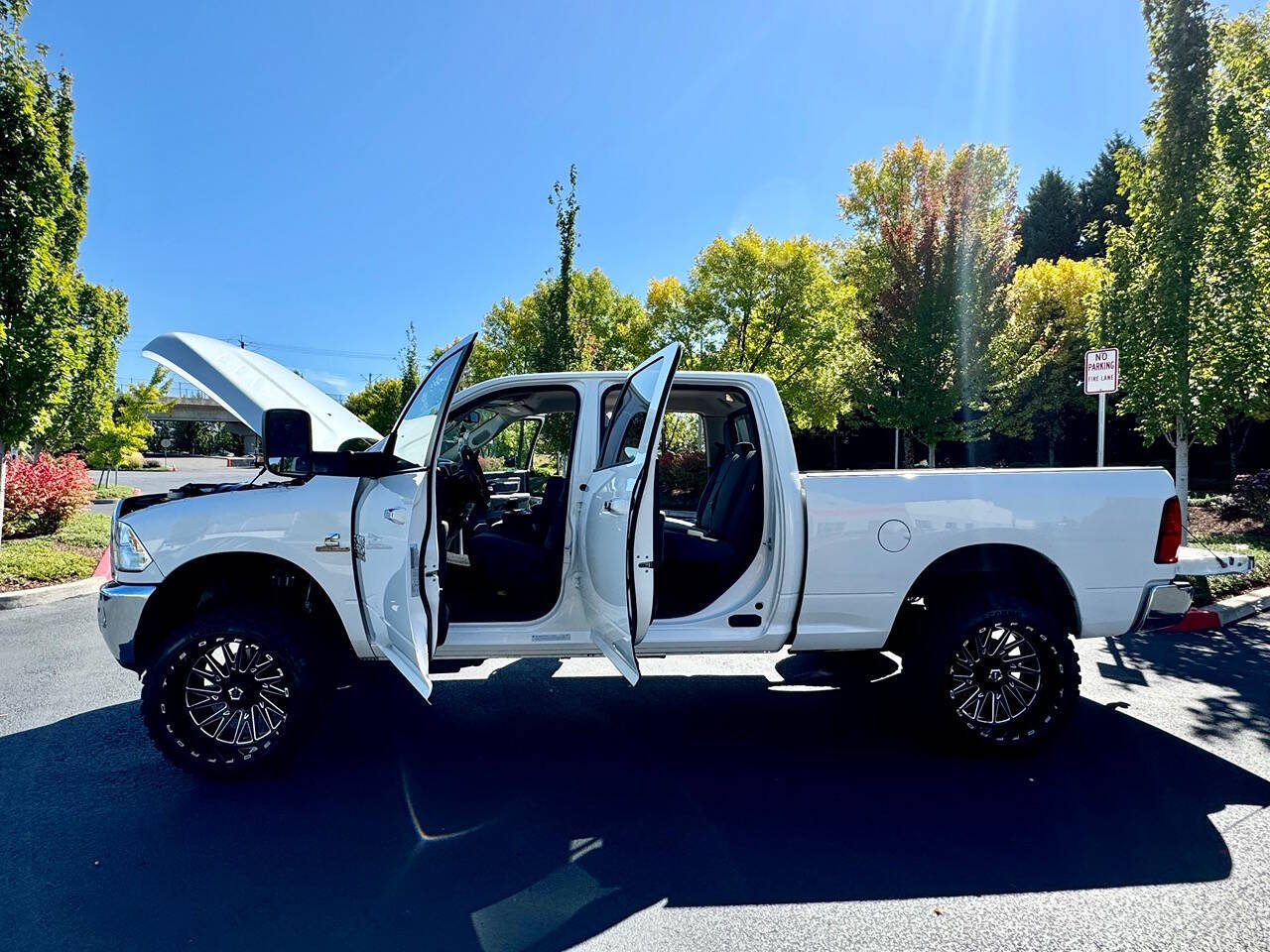 2018 Ram 3500 for sale at MISHA MASTER MOTORZ LLC in Portland, OR