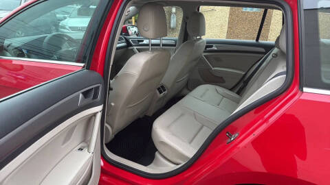 2016 Volkswagen Golf SportWagen TSI Limited Edition