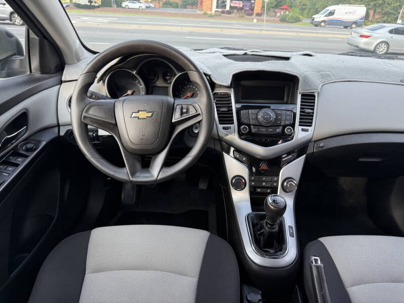 2012 Chevrolet Cruze LS