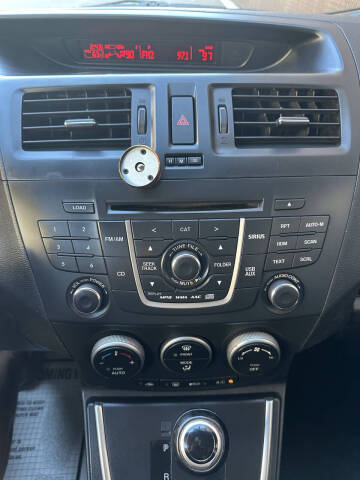 2013 Mazda MAZDA5 Touring