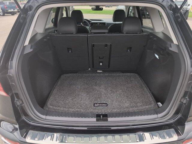 2024 Volkswagen Taos SEL 4Motion