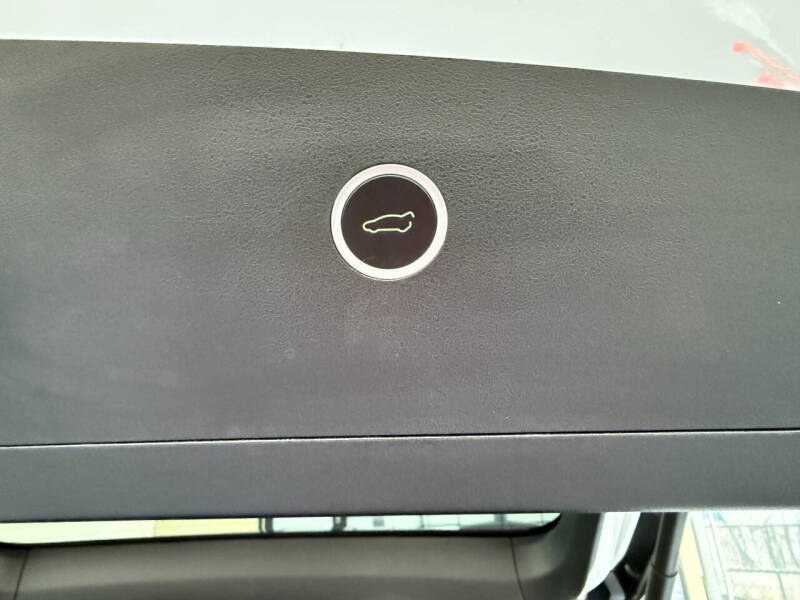 2020 Tesla Model X Long Range Plus