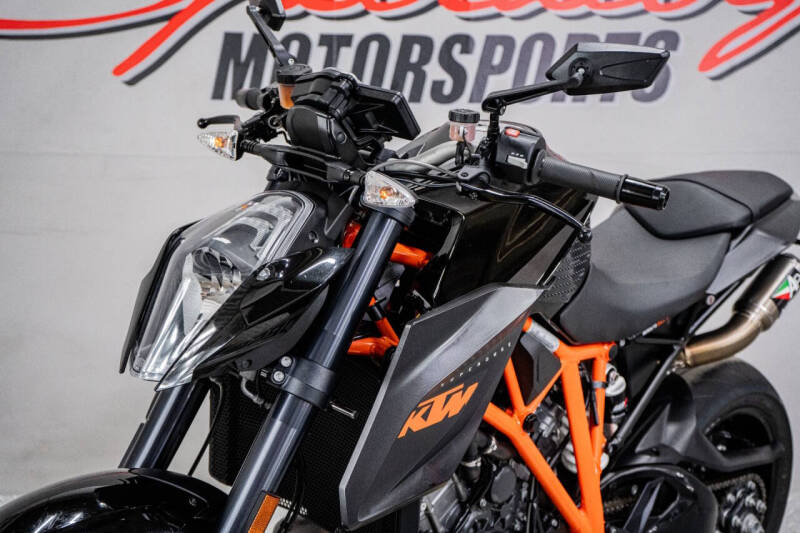 2015 KTM 1290 Super Duke R