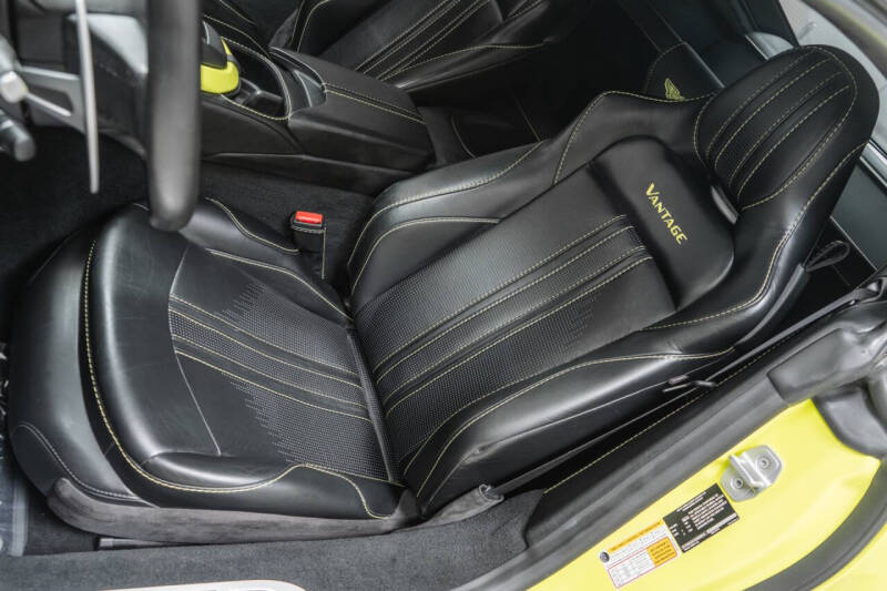 2019 Aston Martin Vantage