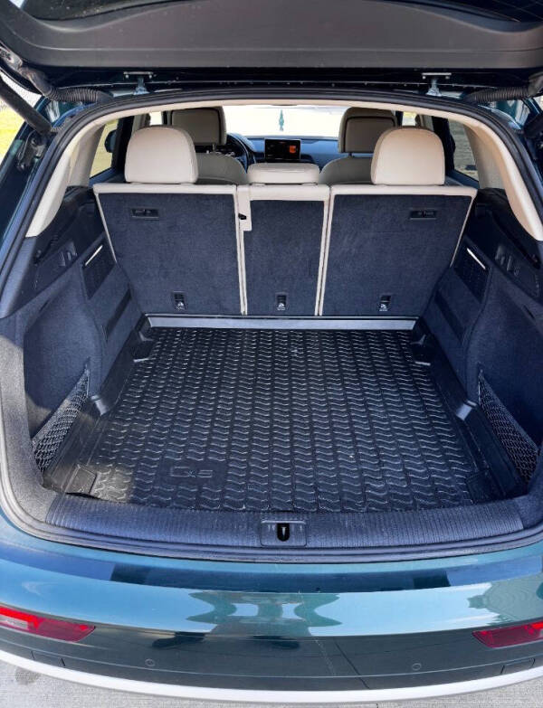 2018 Audi Q5 2.0T quattro Premium Plus