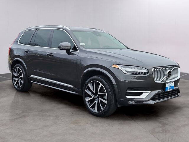 2024 Volvo XC90 B5 Plus Bright Theme