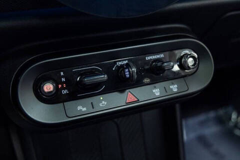 2025 MINI Hardtop 2 Door Cooper Signature Trim