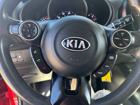 2017 Kia Soul +
