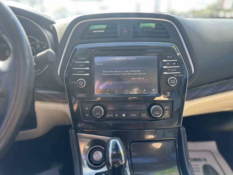 2016 Nissan Maxima Platinum