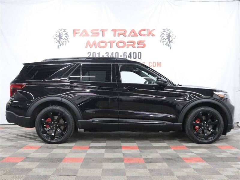 2022 Ford Explorer ST